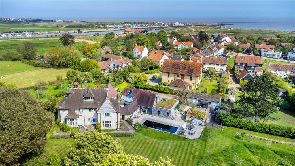 7 bedroom detached house for sale in Leveretts Lane, Walberswick