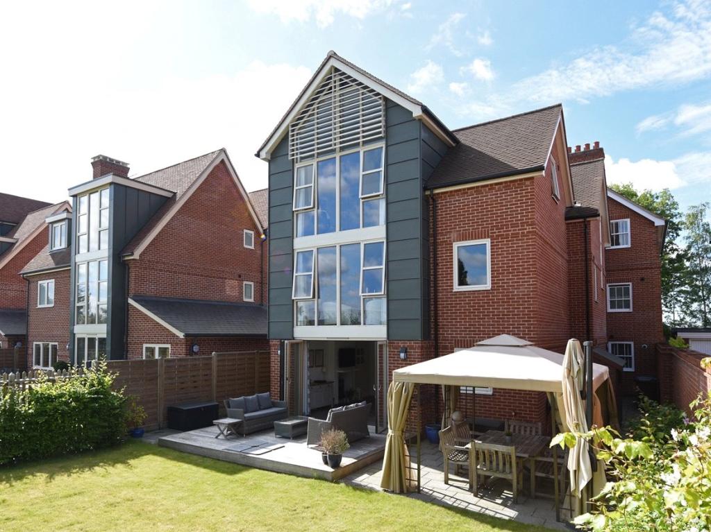 5 bedroom detached house for sale in Park Gate, Park Road, Ipswich, IP1