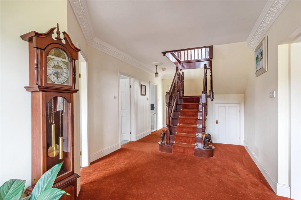 5 bedroom detached house for sale in Brooks Manor, Main Road, North
