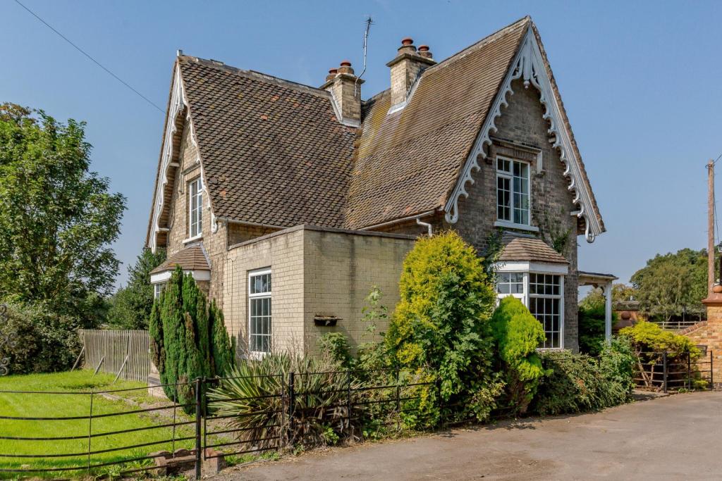Equestrian facility for sale in Haygarth House, Babworth, Retford