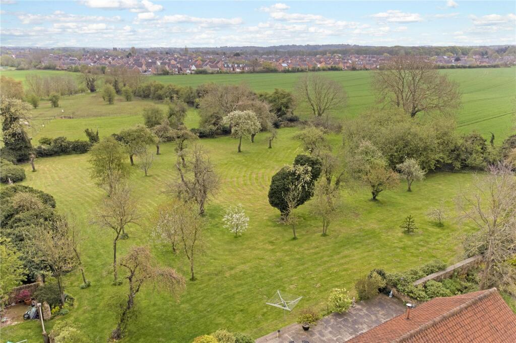 10 bedroom detached house for sale in Mansfield Road, Worksop