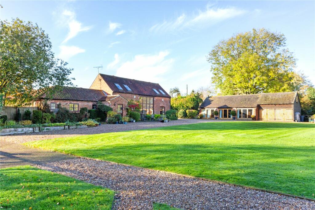 Equestrian facility for sale in Main Street, Flintham, Newark, Nottinghamshire, NG23