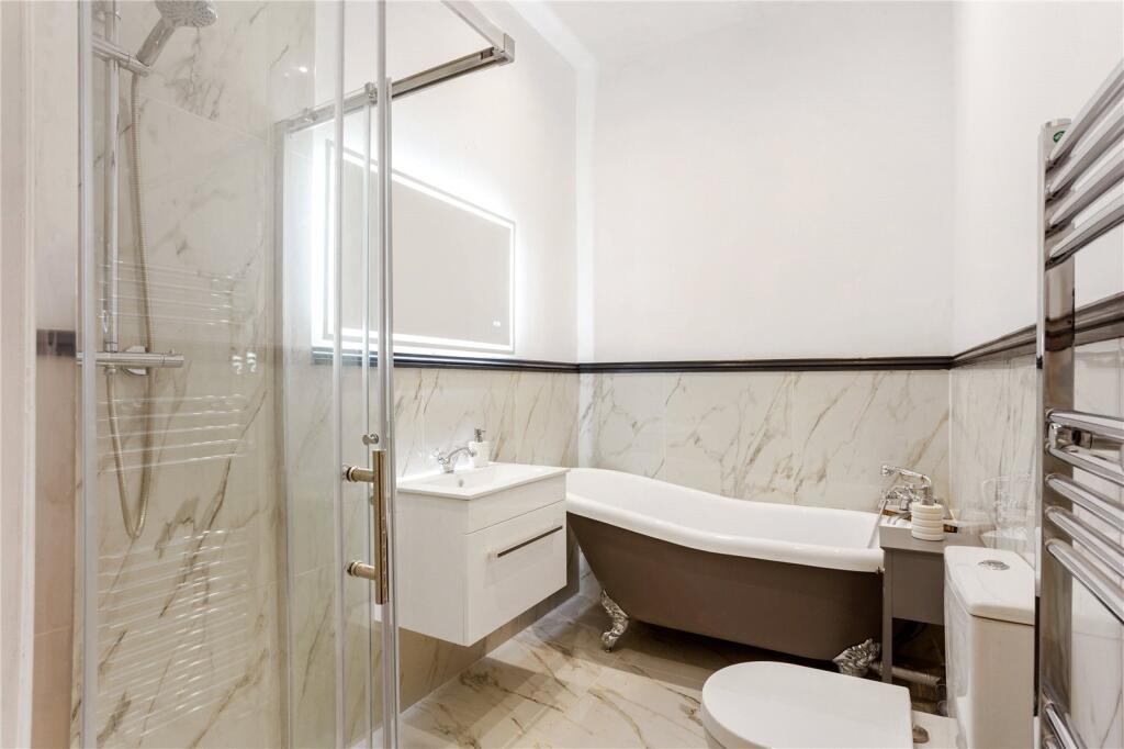 Additional property image - Apartment 6, James Eadie Place, Ashbourne, Derbyshire, DE6