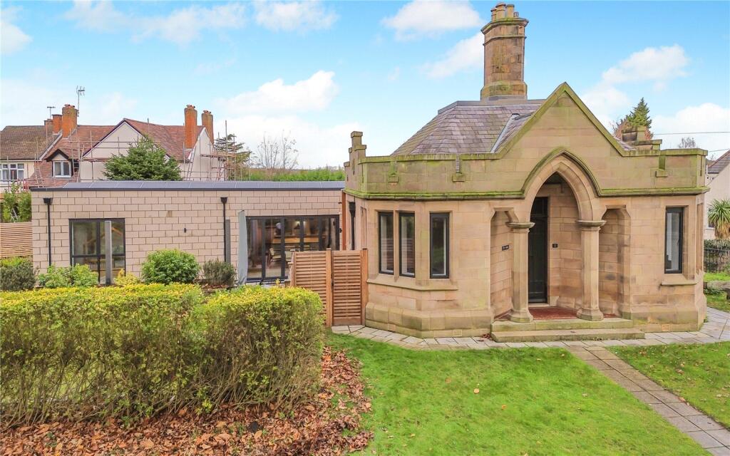 Main image of property: Old Drive, Beeston, Nottingham, NG9