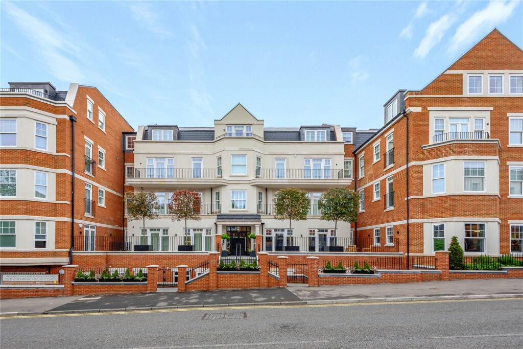 2 bedroom apartment for sale in London Road, Sevenoaks, Kent, TN13