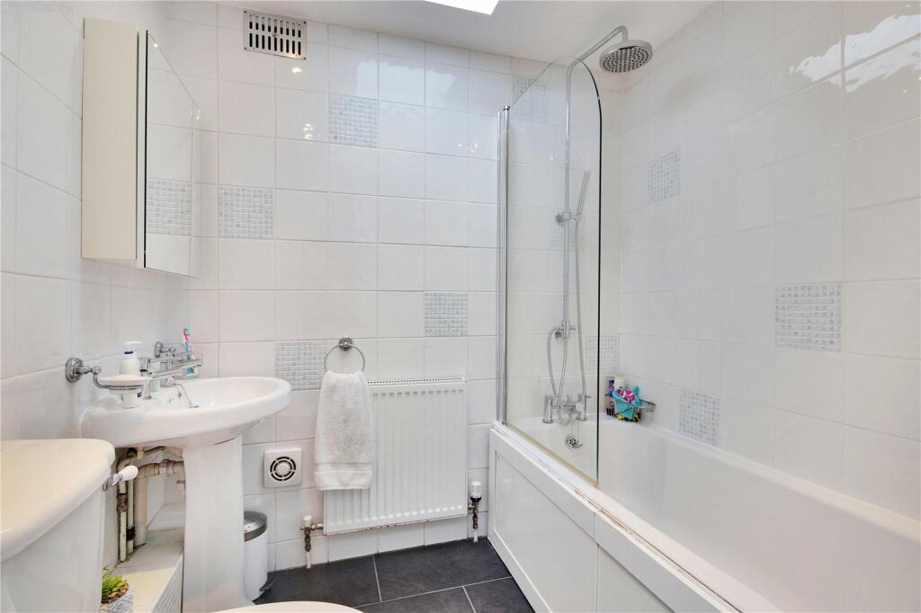 Additional property image - High Street, Farningham, Dartford, Kent, DA4