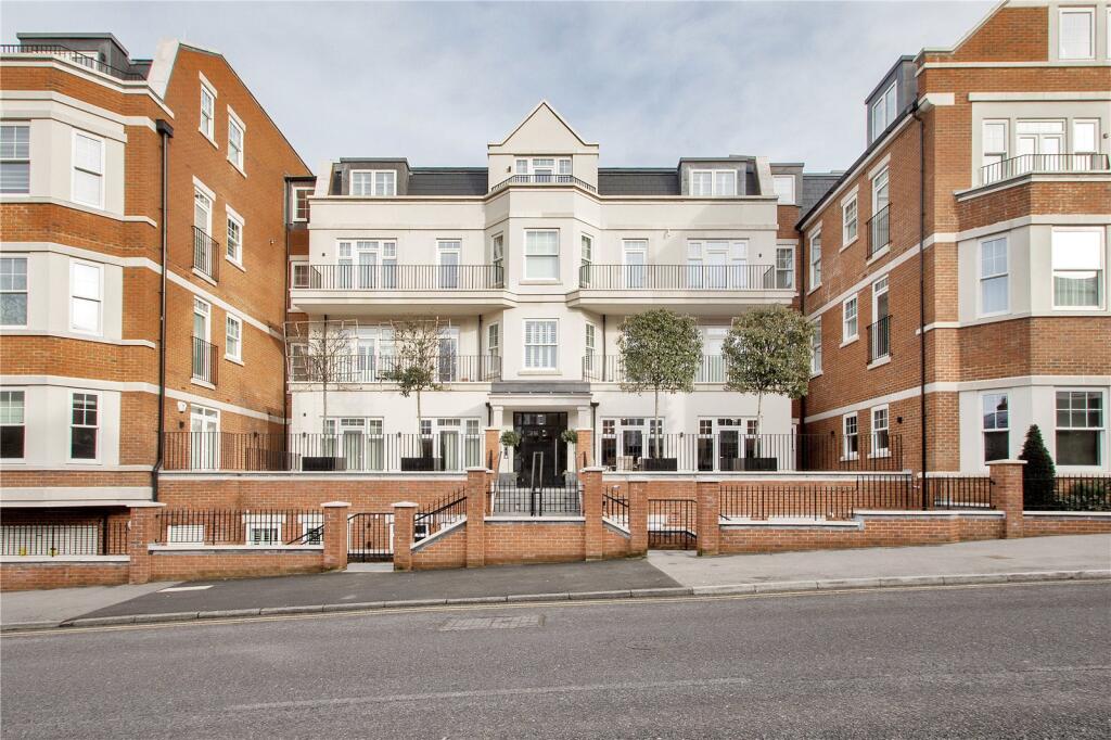 Main image of property: London Road, Sevenoaks, Kent, TN13