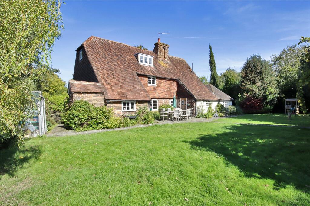 Main image of property: London Road, Tonbridge, Kent, TN10