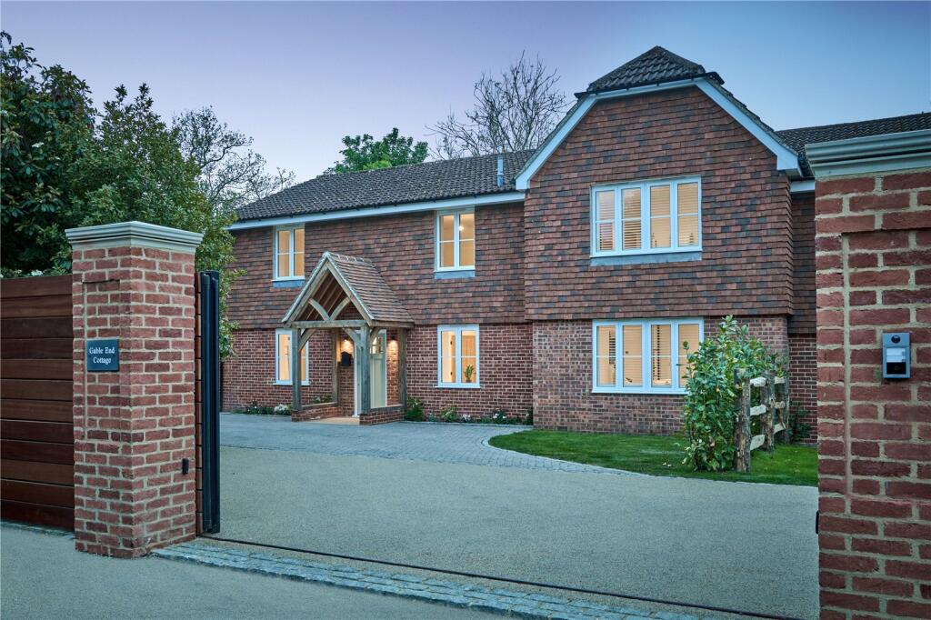 Main image of property: High Street, Sevenoaks, Kent, TN13