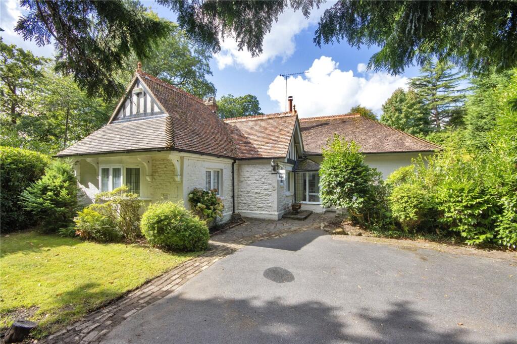 Main image of property: Gracious Lane, Sevenoaks, Kent, TN13