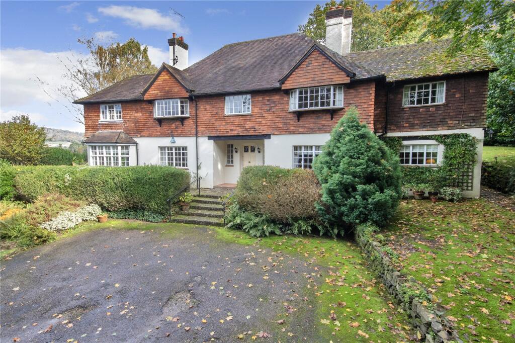 Main image of property: Uvedale Road, Limpsfield, Oxted, Surrey, RH8