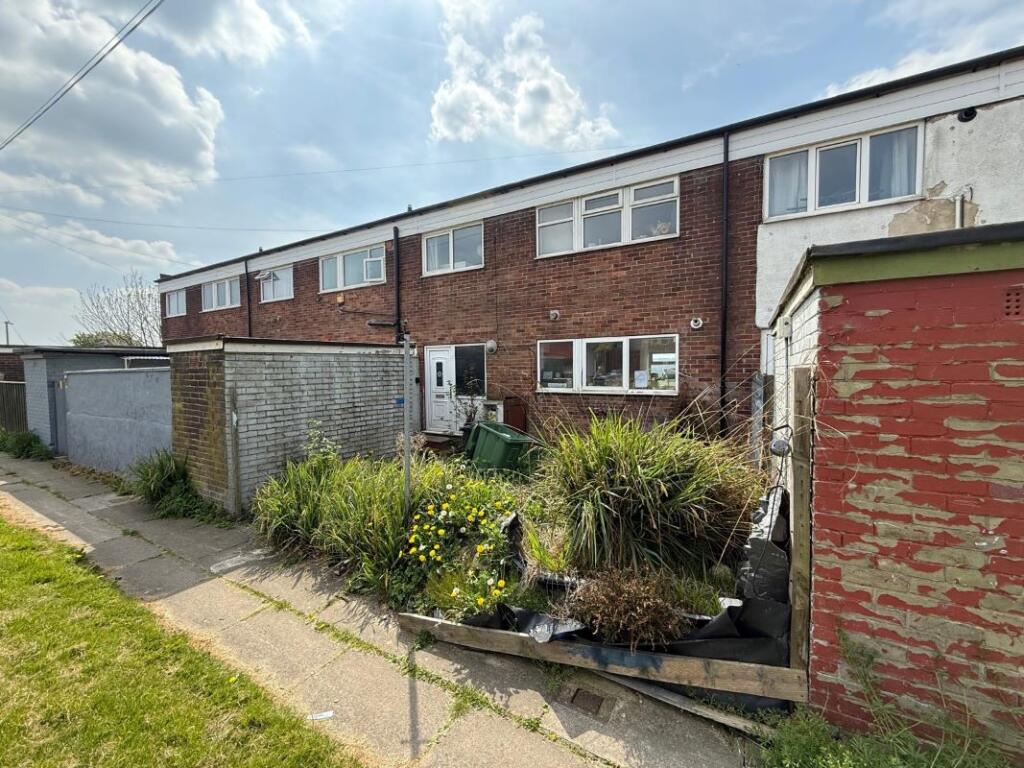 Main image of property: 88 School Crescent, Dewsbury, West Yorkshire, WF13 4RT