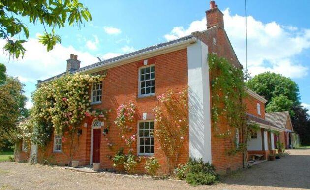 Main image of property: Rose Farm, Dereham Road, Ovington, Thetford, Norfolk, IP25 6SA