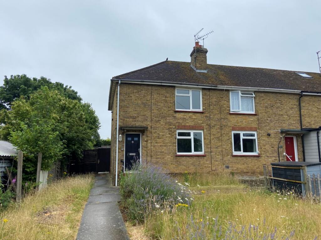 Main image of property: 27 Bull Lane, Newington, Sittingbourne, Kent, ME9 7LT