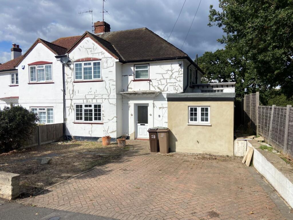 Main image of property: 80 Rose Hill Park West, Sutton, Surrey, SM1 3LB