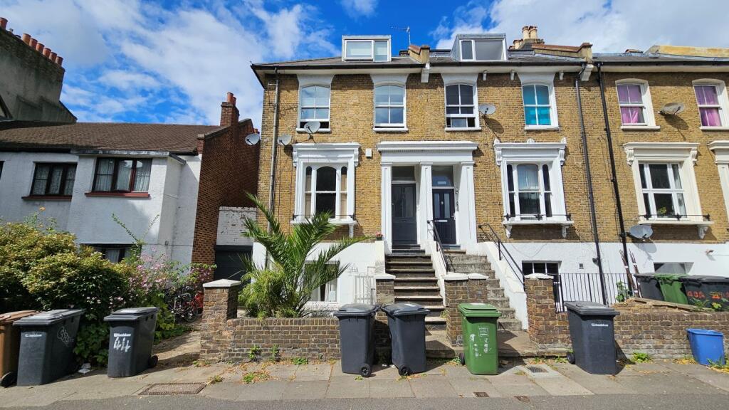 Main image of property: 44A Shardeloes Road, London, SE14 6SL