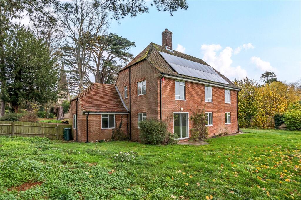 Main image of property: The Vicarage, Church Street, Whitchurch, Hampshire, RG28