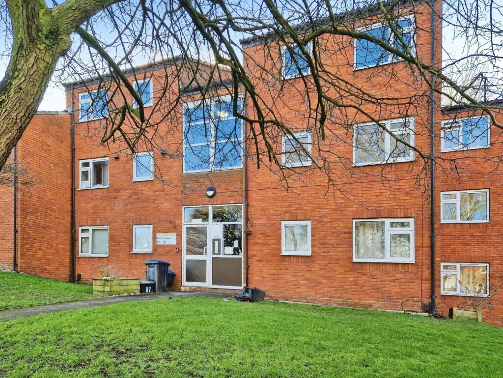 Main image of property: Bramham Drive, Harrogate, HG3 2TZ