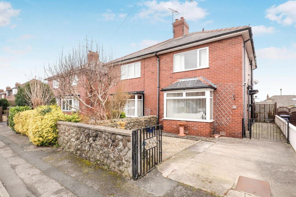 3 bedroom semi-detached house