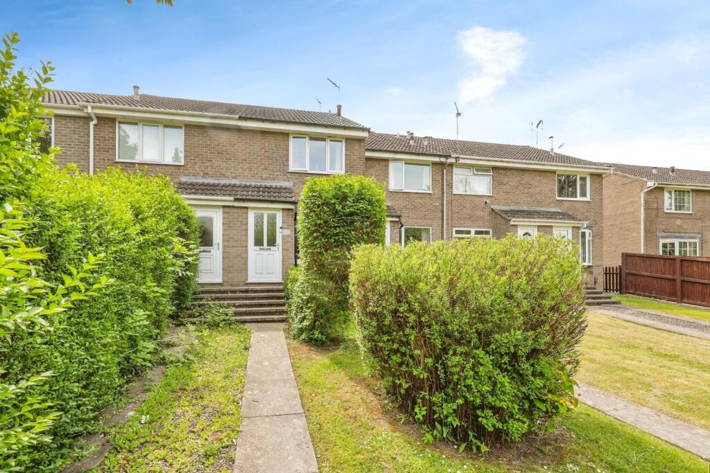 Main image of property: Lincoln Grove, Harrogate, HG3 2UD