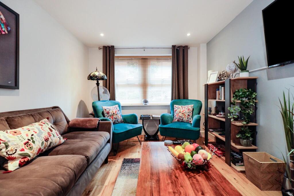 Main image of property: Mowbray Square, Harrogate