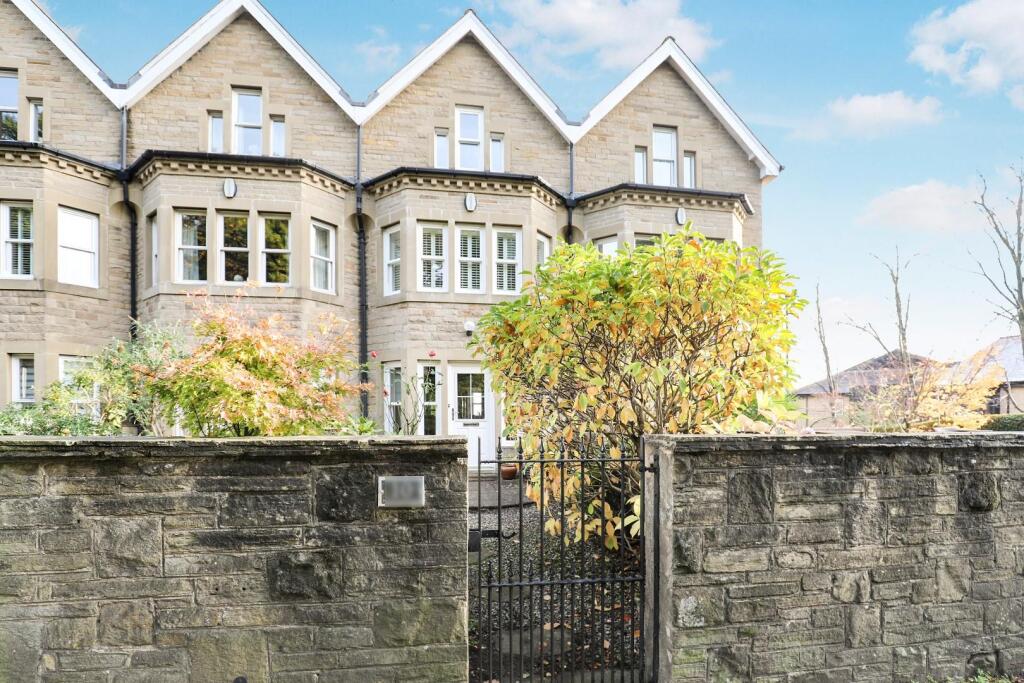 Main image of property: Harlow Moor Road, Harrogate