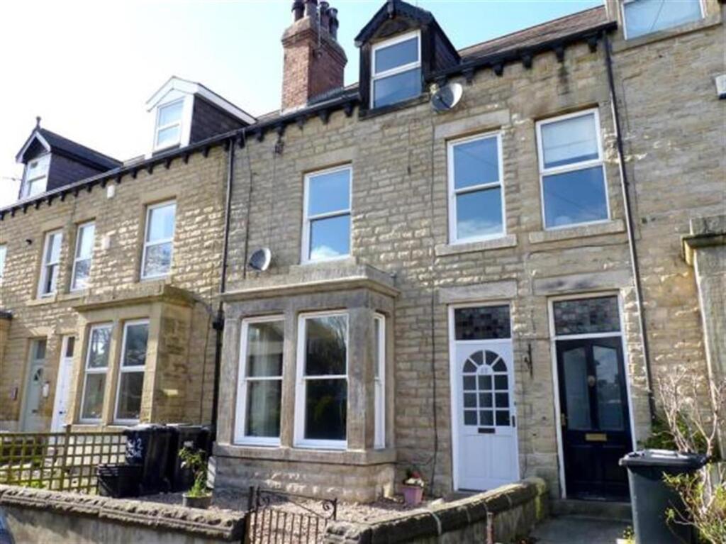 Main image of property: Hookstone Road, Harrogate, HG2 8BT