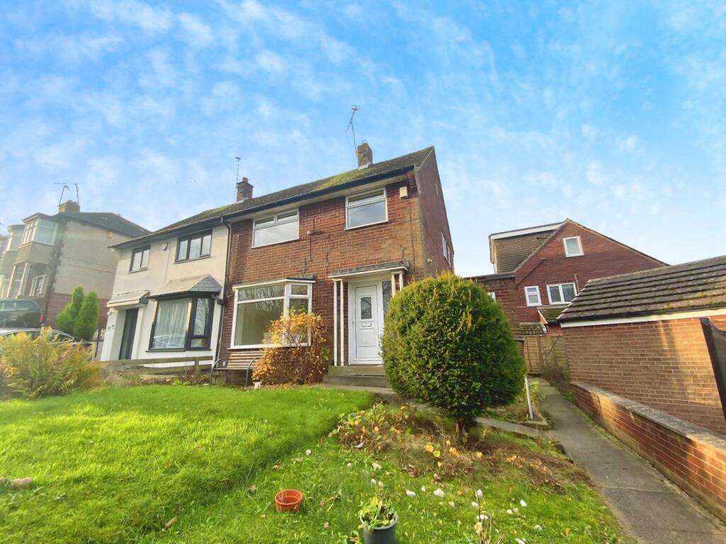 Main image of property: Lidgett Lane, Leeds