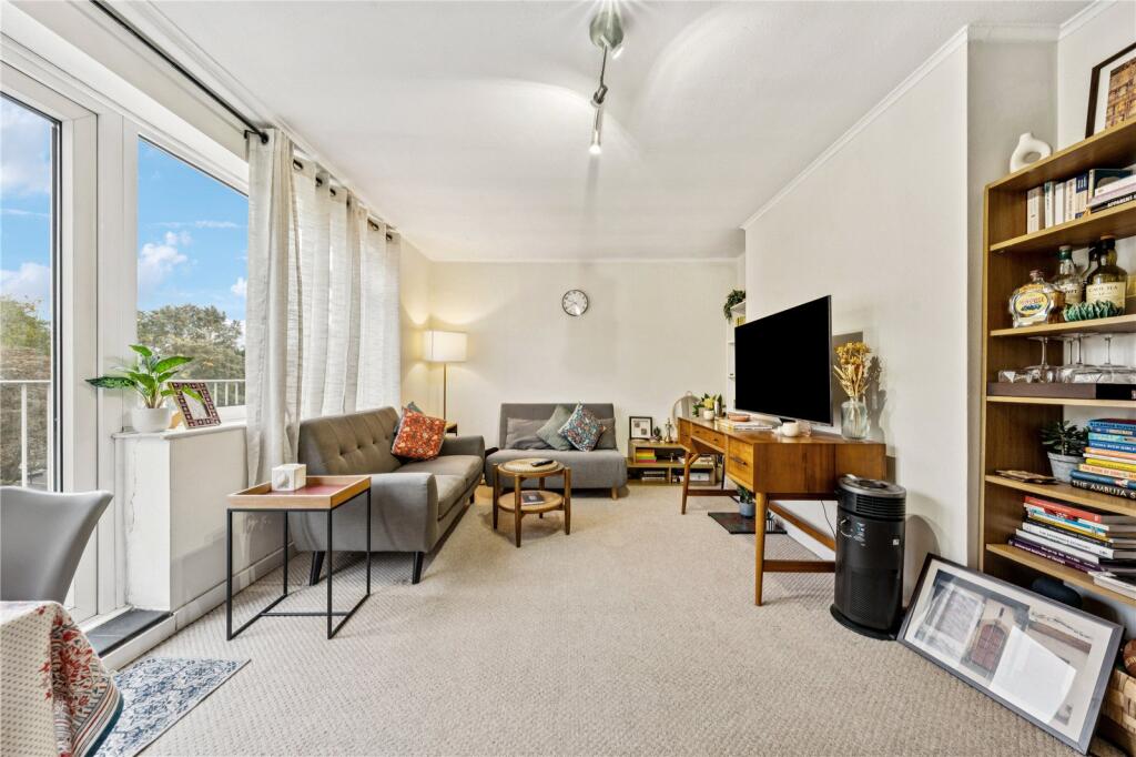 Main image of property: North Side Wandsworth Common, London, SW18