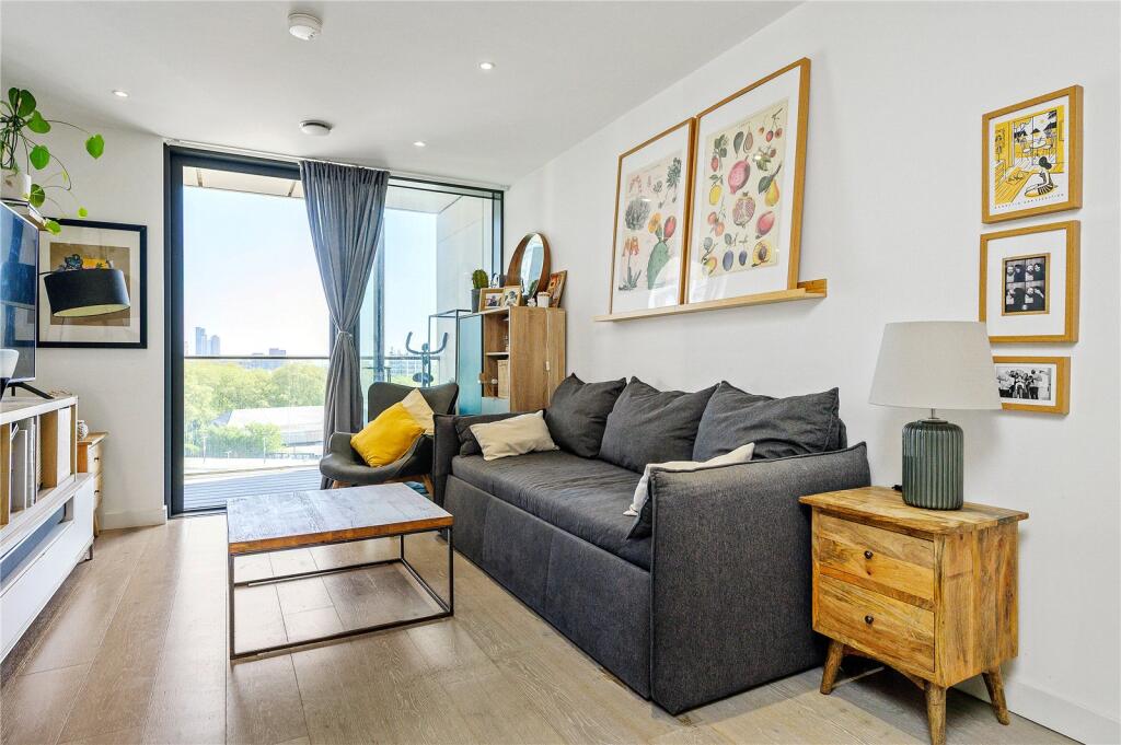 Main image of property: City North Place, London, N4