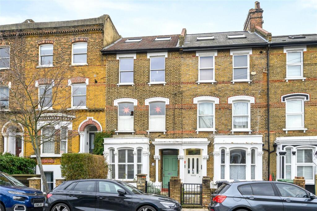 Main image of property: St Thomas's Road, London, N4
