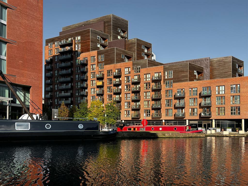 1 bedroom flat for rent in Watermans Place, 3 Wharf Approach, Leeds, LS1 4GN, LS1