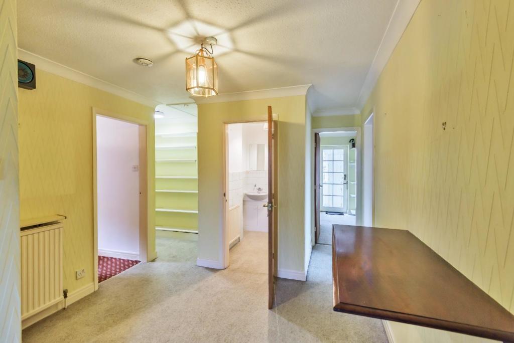 3 bedroom detached bungalow for sale in Wetherby Road, Collingham