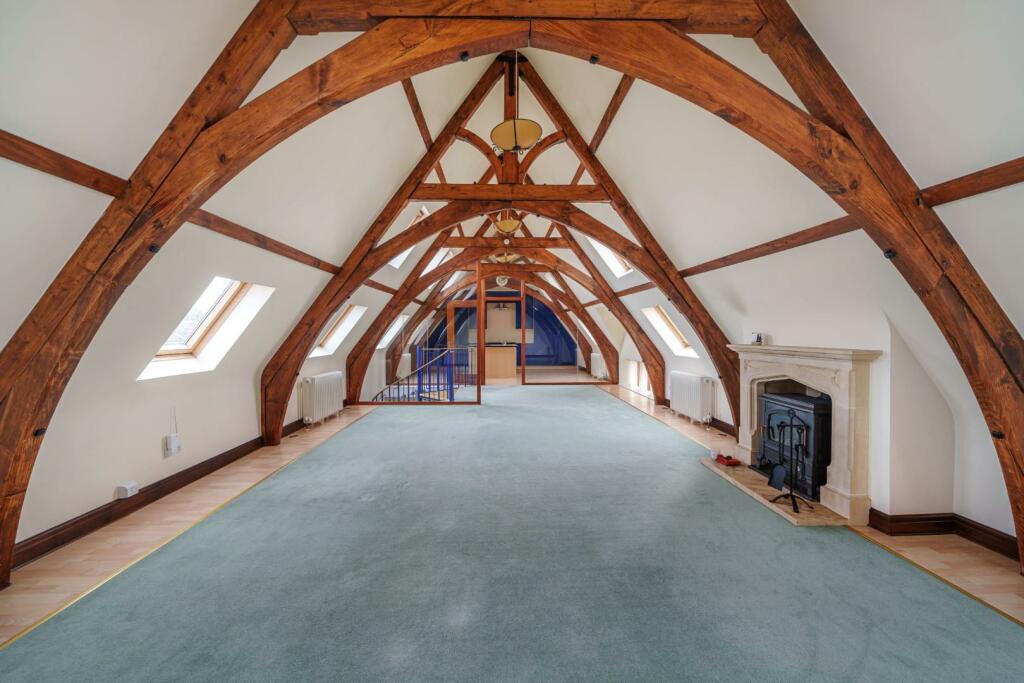 4 bedroom terraced house for sale in Water Lane, Monk Fryston, Leeds, LS25
