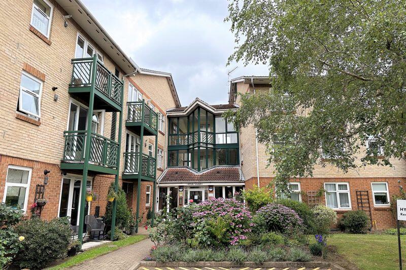 1 bedroom retirement property for sale in Friern Lane, Whetstone