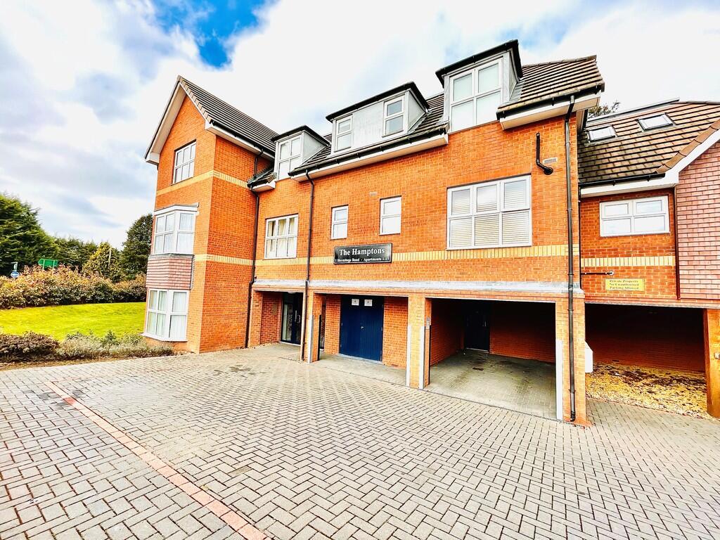 Main image of property: Apartment 1a The Hamptons