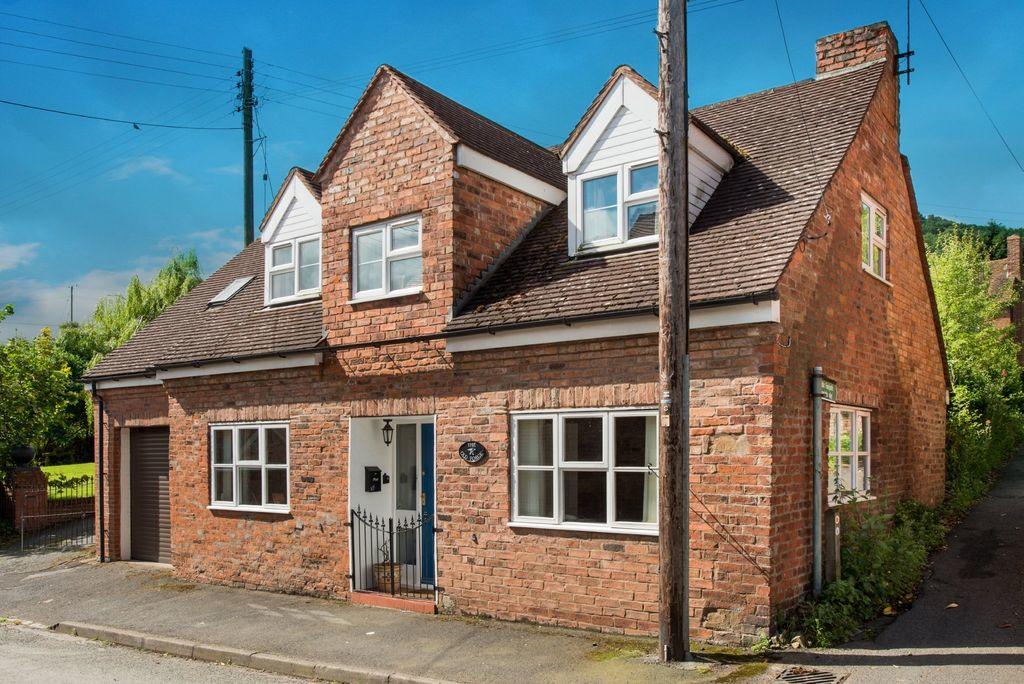 3 bedroom cottage for sale in Abberley, Worcestershire, WR6