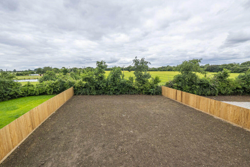 Additional property image - Rectory Road, Newton, Suffolk
