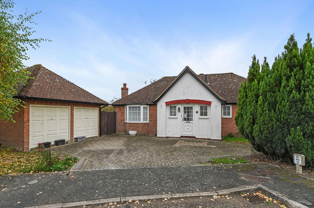 Main image of property: Leavenheath, Suffolk