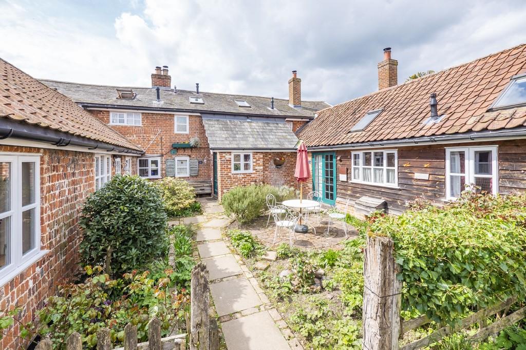 14 bedroom farm house for sale in Edwardstone, Sudbury, Suffolk, CO10