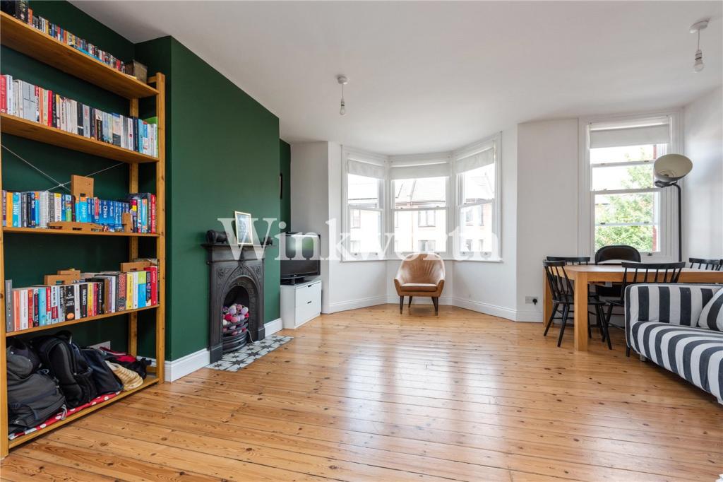 3 bedroom apartment for rent in Allison Road, Harringay, N8