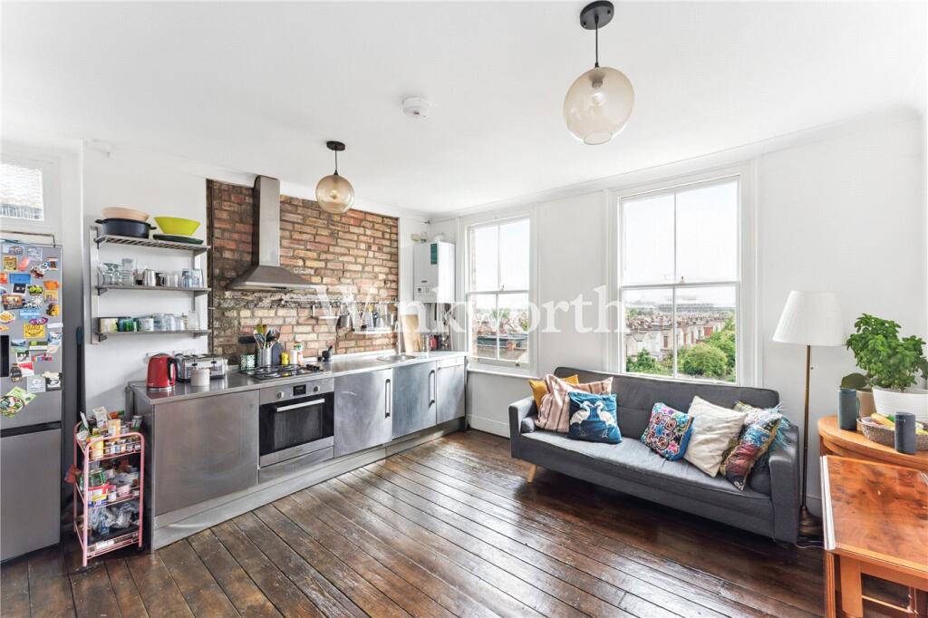 Main image of property: Grand Parade, Green Lanes, London, N4