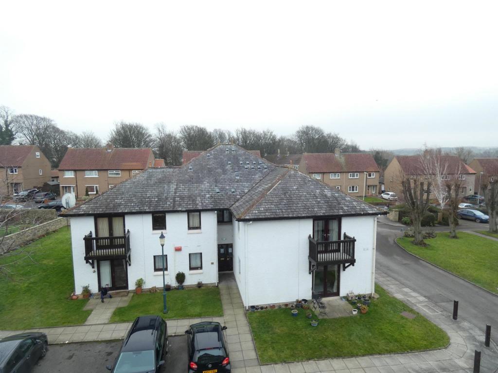 2 bedroom flat for sale in 36 Grove Park, Barnard Castle DL12 8EW , DL12