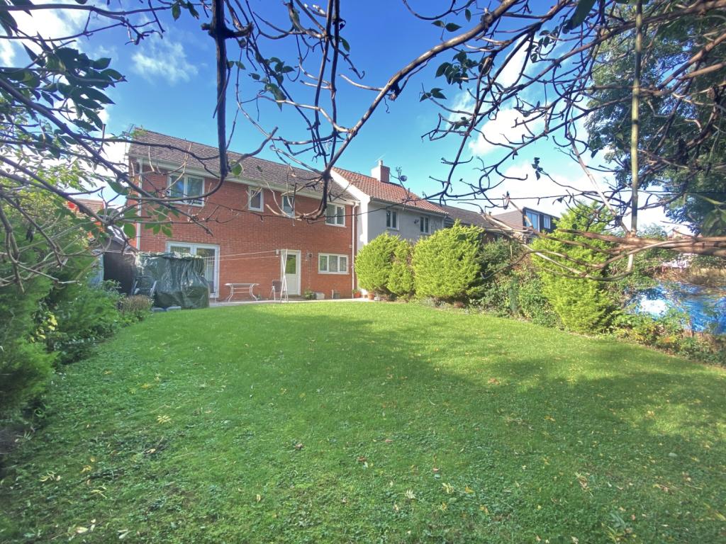 4 bedroom terraced house for sale in Bouch Way, Barnard Castle, County