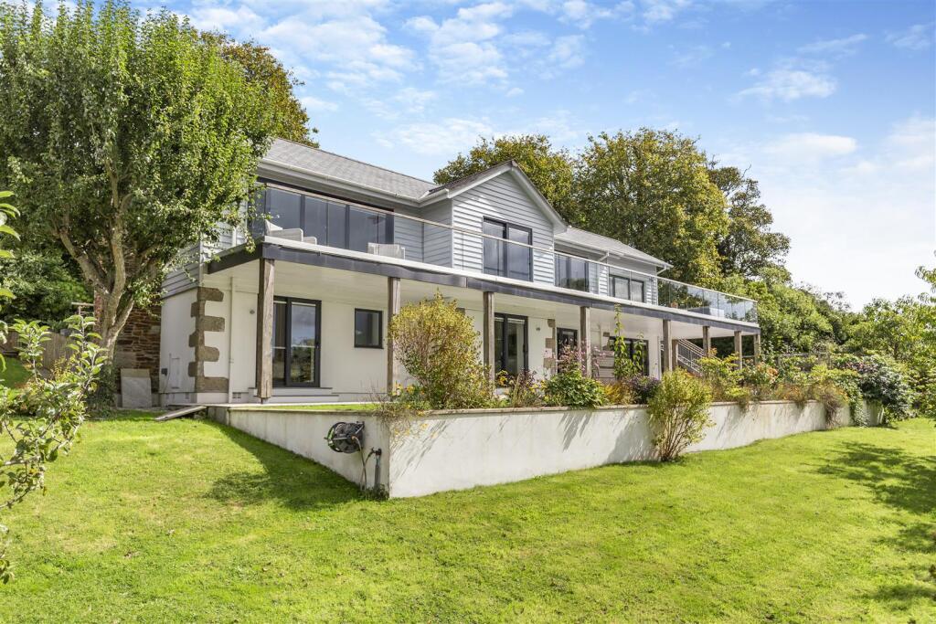 Main image of property: Flushing