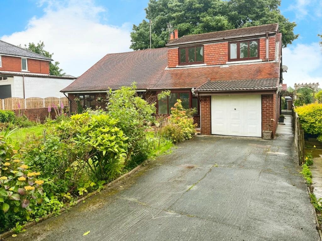 Main image of property: Wardle Road, Rochdale, Greater Manchester, OL12