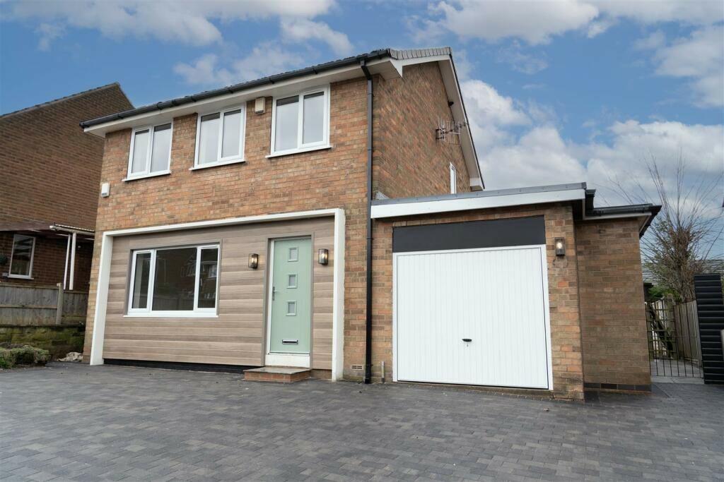 Main image of property: Lansdowne Avenue, Chesterfield, Derbyshire, S41