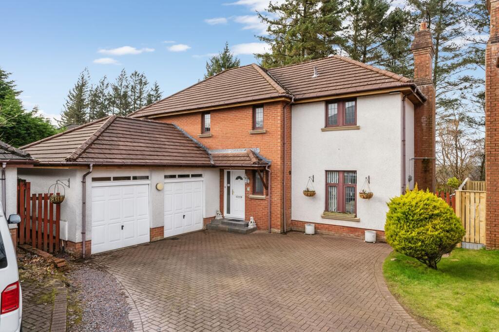 Main image of property: Lynebank Grove, Newton Mearns, G77
