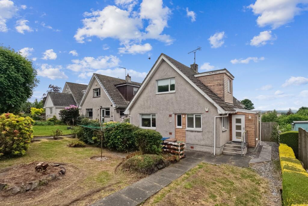 3 bedroom detached bungalow for sale in Sycamore Way, Carmunnock