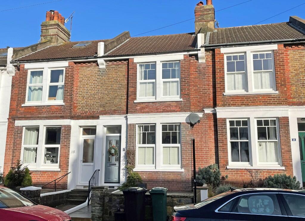 2 bedroom terraced house for sale in Sandgate Road, BN1